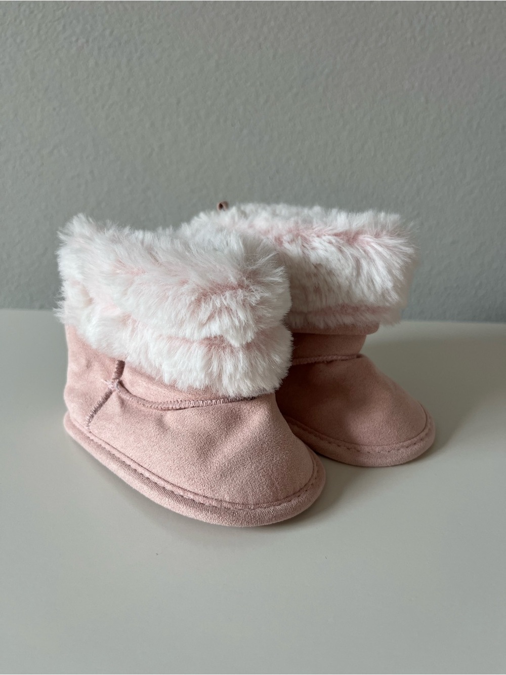 Pink Faux Fur Baby Booties - Soft Cozy Infant Slippers 🎀 New